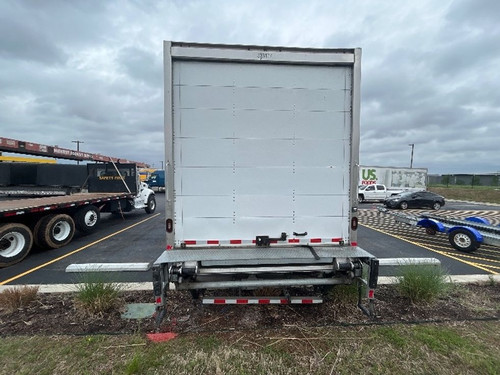 Medium Duty Box Truck-Light and Medium Duty Trucks-International-2020-MV607-Lowell-AR-147,677\n\t\tmiles-$ 52,000 - Image 7
