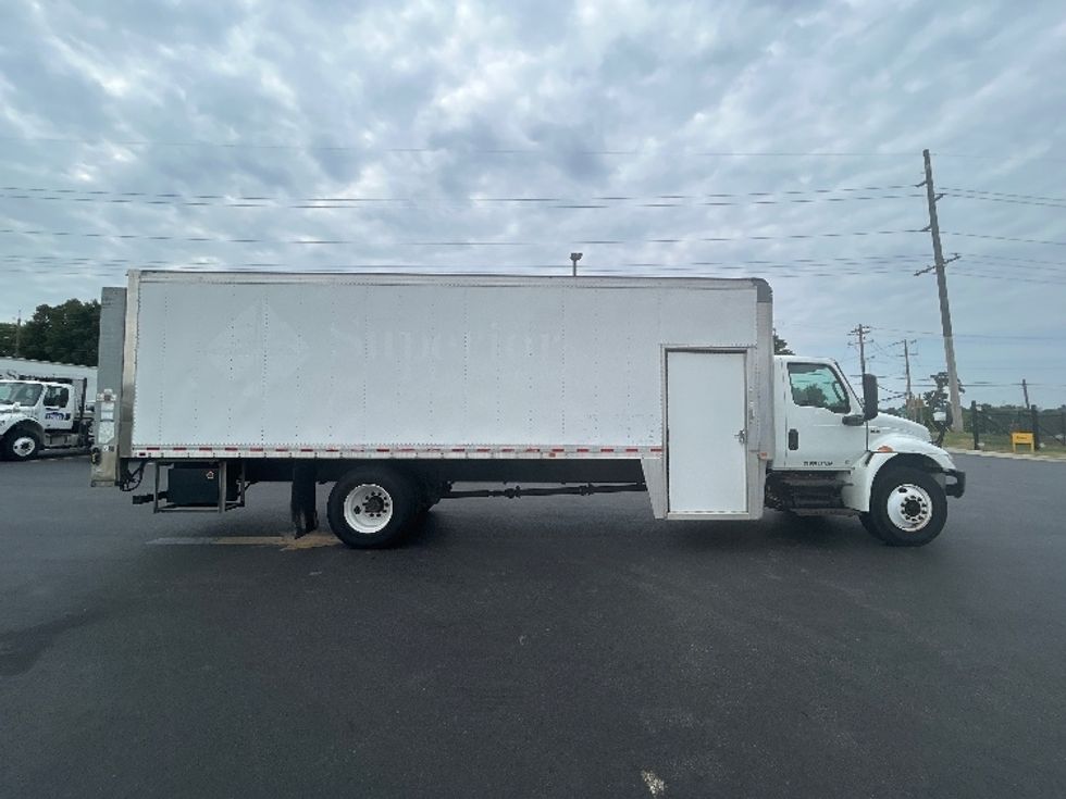 Medium Duty Box Truck-Light and Medium Duty Trucks-International-2020-MV607-Lowell-AR-161,649\n\t\tmiles-$ 51,250 - Image 15