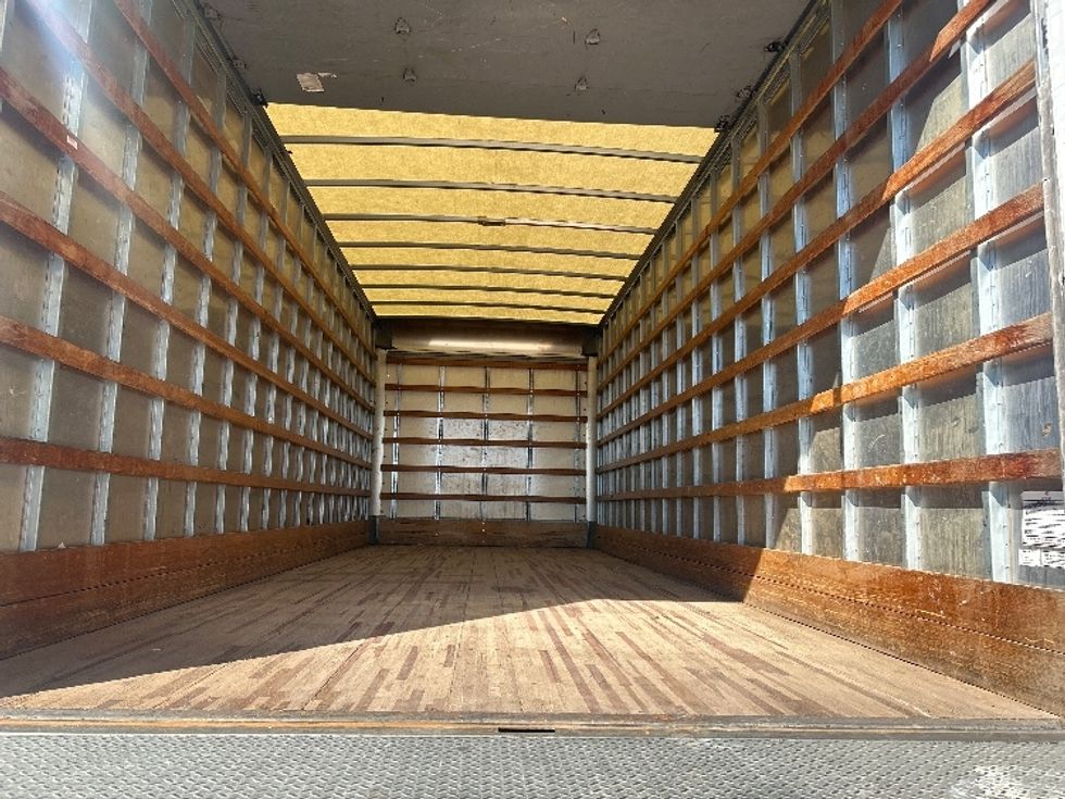 Medium Duty Box Truck-Light and Medium Duty Trucks-International-2020-MV607-Lubbock-TX-115,257\n\t\tmiles-$ 60,000 - Image 10