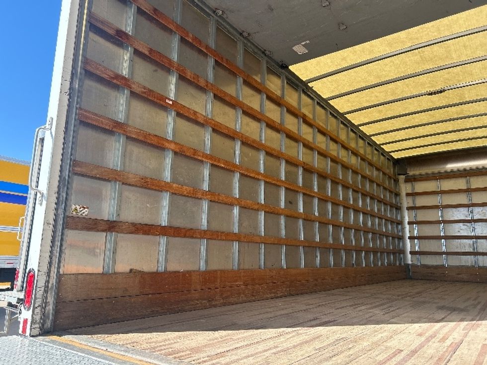 Medium Duty Box Truck-Light and Medium Duty Trucks-International-2020-MV607-Lubbock-TX-115,257\n\t\tmiles-$ 60,000 - Image 11