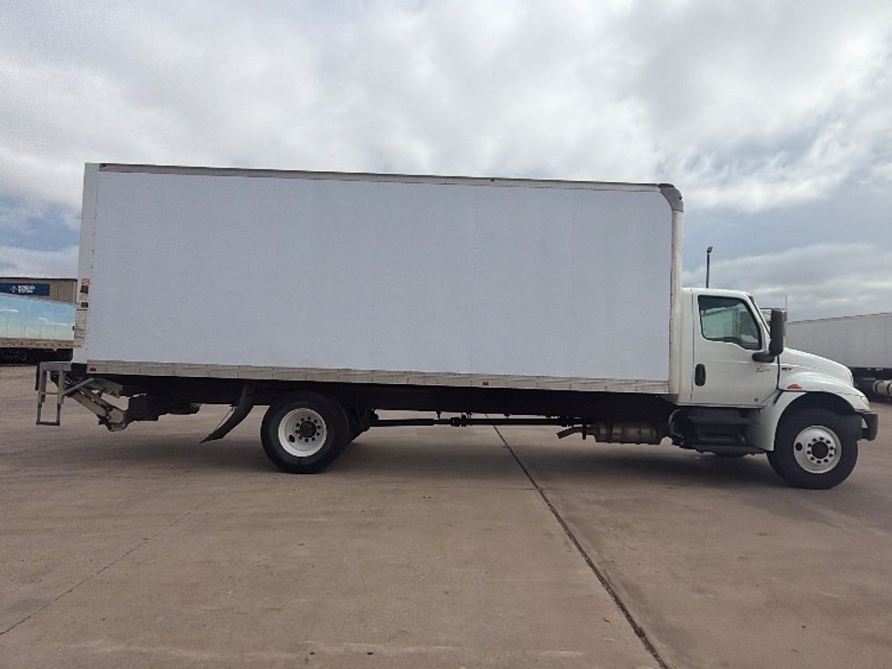 Medium Duty Box Truck-Light and Medium Duty Trucks-International-2020-MV607-Lubbock-TX-115,257\n\t\tmiles-$ 60,000 - Image 15