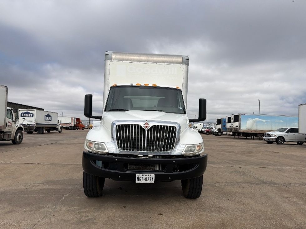 Medium Duty Box Truck-Light and Medium Duty Trucks-International-2020-MV607-Lubbock-TX-115,257\n\t\tmiles-$ 60,000 - Image 2