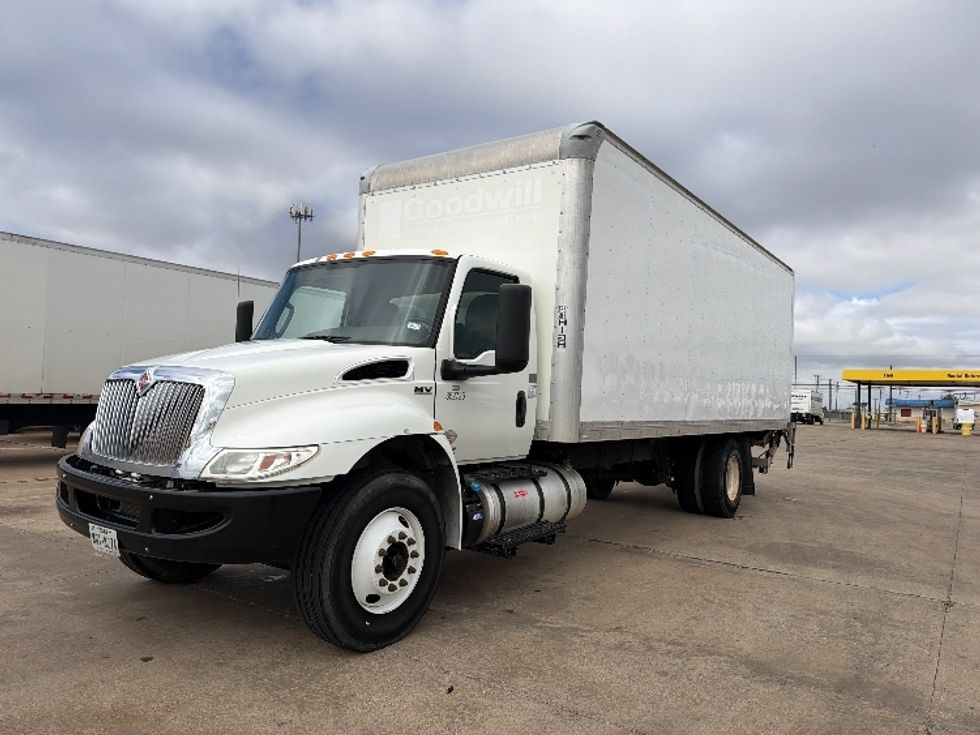 Medium Duty Box Truck-Light and Medium Duty Trucks-International-2020-MV607-Lubbock-TX-115,257\n\t\tmiles-$ 60,000 - Image 3