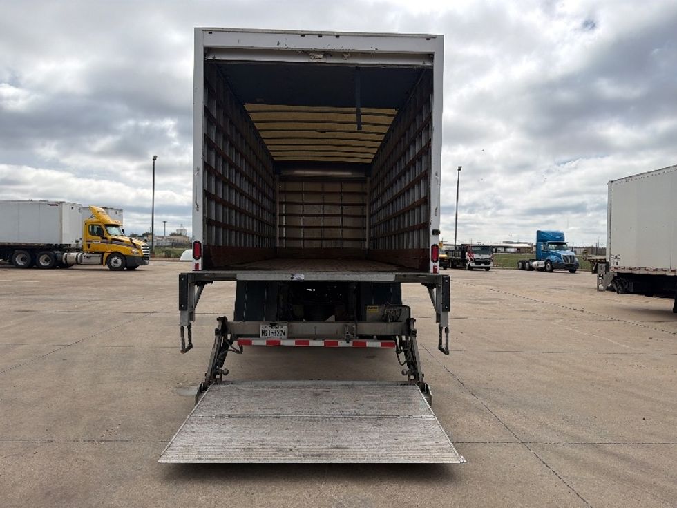 Medium Duty Box Truck-Light and Medium Duty Trucks-International-2020-MV607-Lubbock-TX-115,257\n\t\tmiles-$ 60,000 - Image 9