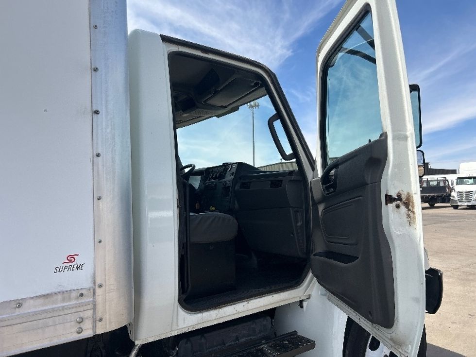 Medium Duty Box Truck-Light and Medium Duty Trucks-International-2020-MV607-Lubbock-TX-149,251\n\t\tmiles-$ 60,500 - Image 20