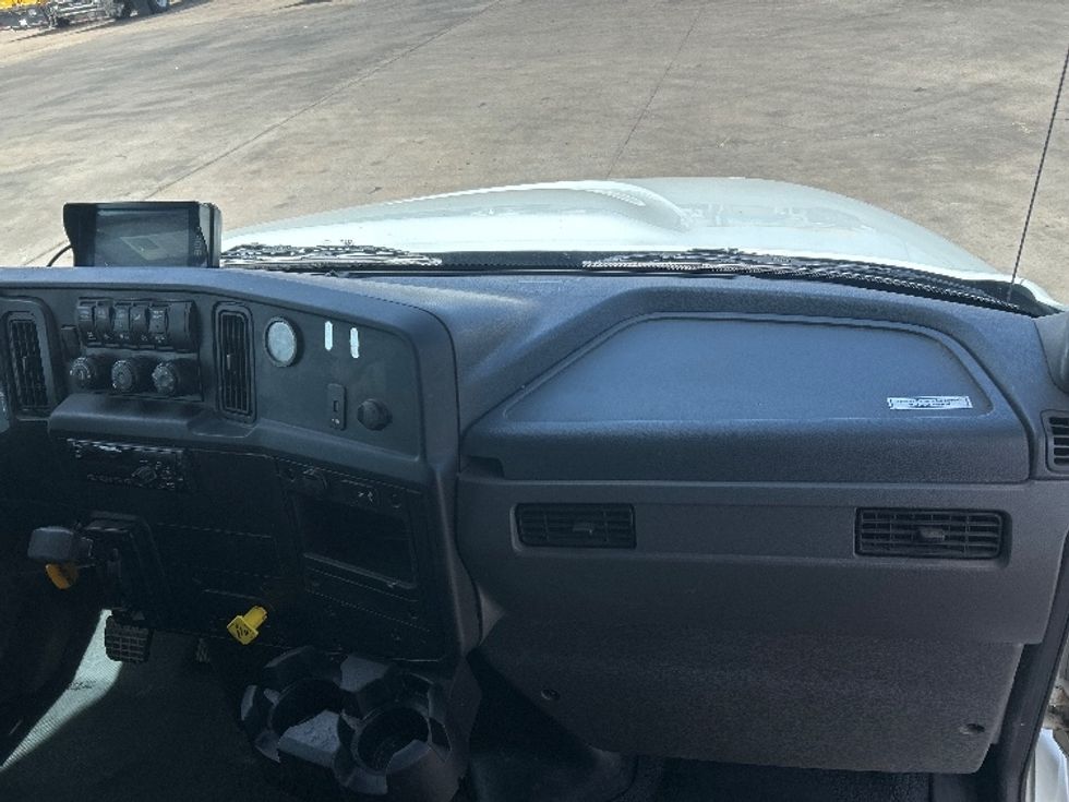 Medium Duty Box Truck-Light and Medium Duty Trucks-International-2020-MV607-Lubbock-TX-149,251\n\t\tmiles-$ 60,500 - Image 21