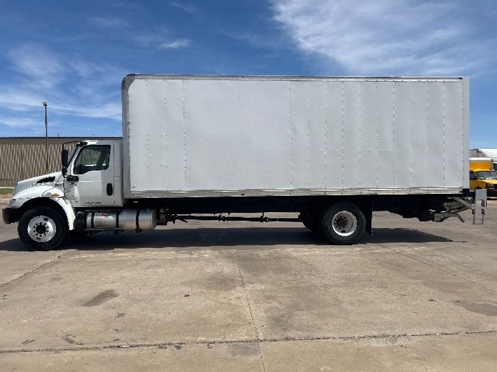 Medium Duty Box Truck-Light and Medium Duty Trucks-International-2020-MV607-Lubbock-TX-149,251\n\t\tmiles-$ 60,500 - Image 4