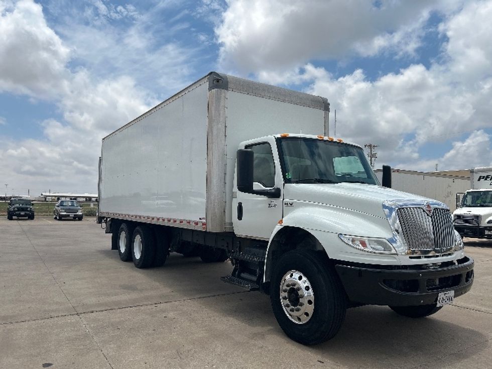 Medium Duty Box Truck-Light and Medium Duty Trucks-International-2020-MV607-Lubbock-TX-184,687\n\t\tmiles-$ 56,500 - Image 1