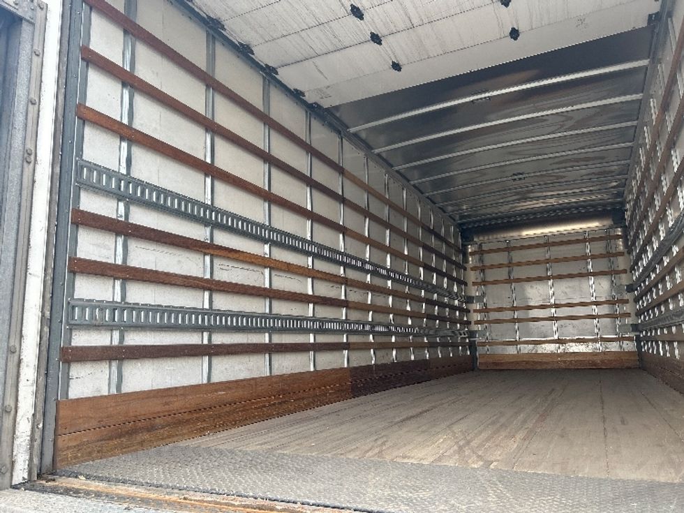 Medium Duty Box Truck-Light and Medium Duty Trucks-International-2020-MV607-Lubbock-TX-184,687\n\t\tmiles-$ 56,500 - Image 11