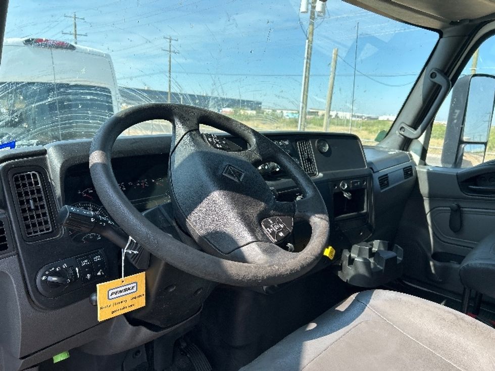 Medium Duty Box Truck-Light and Medium Duty Trucks-International-2020-MV607-Lubbock-TX-184,687\n\t\tmiles-$ 56,500 - Image 16