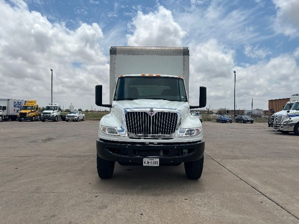 Medium Duty Box Truck-Light and Medium Duty Trucks-International-2020-MV607-Lubbock-TX-184,687\n\t\tmiles-$ 56,500 - Image 2