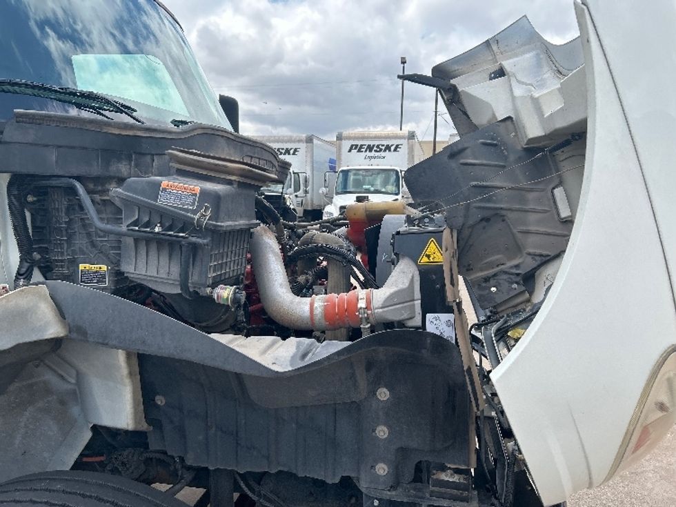 Medium Duty Box Truck-Light and Medium Duty Trucks-International-2020-MV607-Lubbock-TX-184,687\n\t\tmiles-$ 56,500 - Image 22