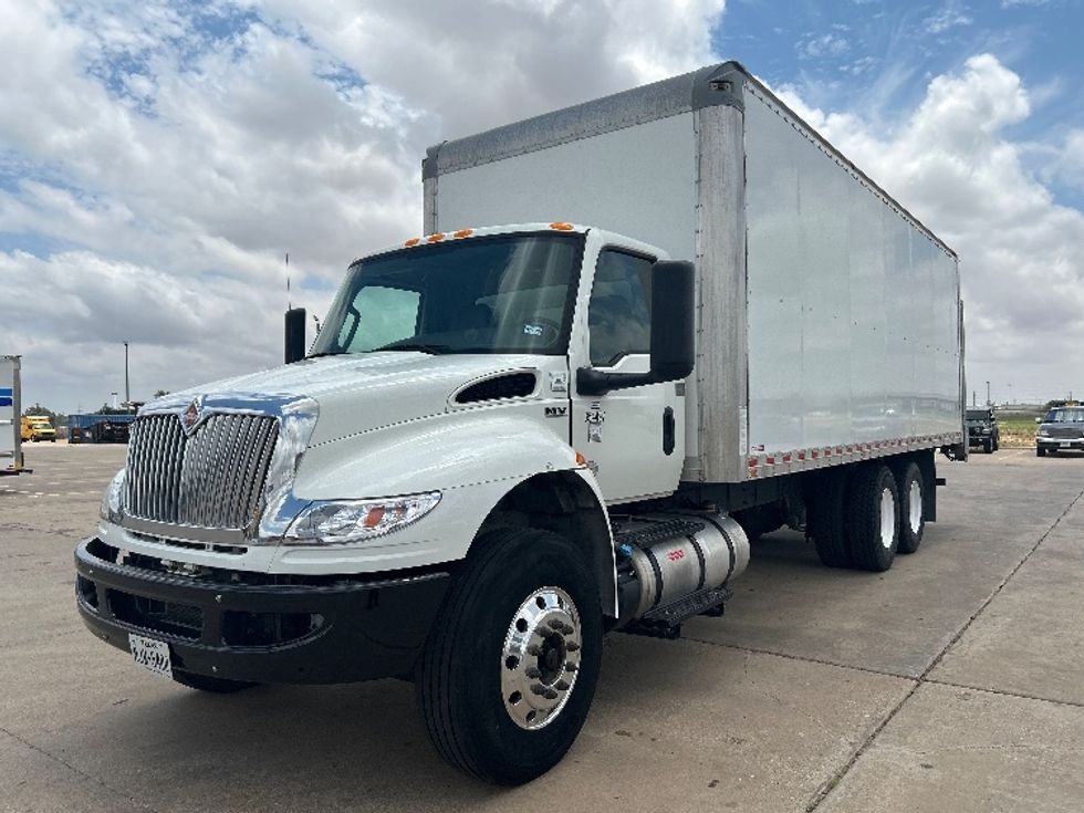 Medium Duty Box Truck-Light and Medium Duty Trucks-International-2020-MV607-Lubbock-TX-184,687\n\t\tmiles-$ 56,500 - Image 3