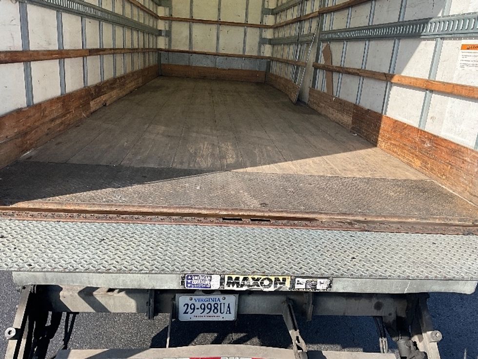 Medium Duty Box Truck-Light and Medium Duty Trucks-International-2020-MV607-Manassas-VA-215,347\n\t\tmiles-$ 40,250 - Image 9