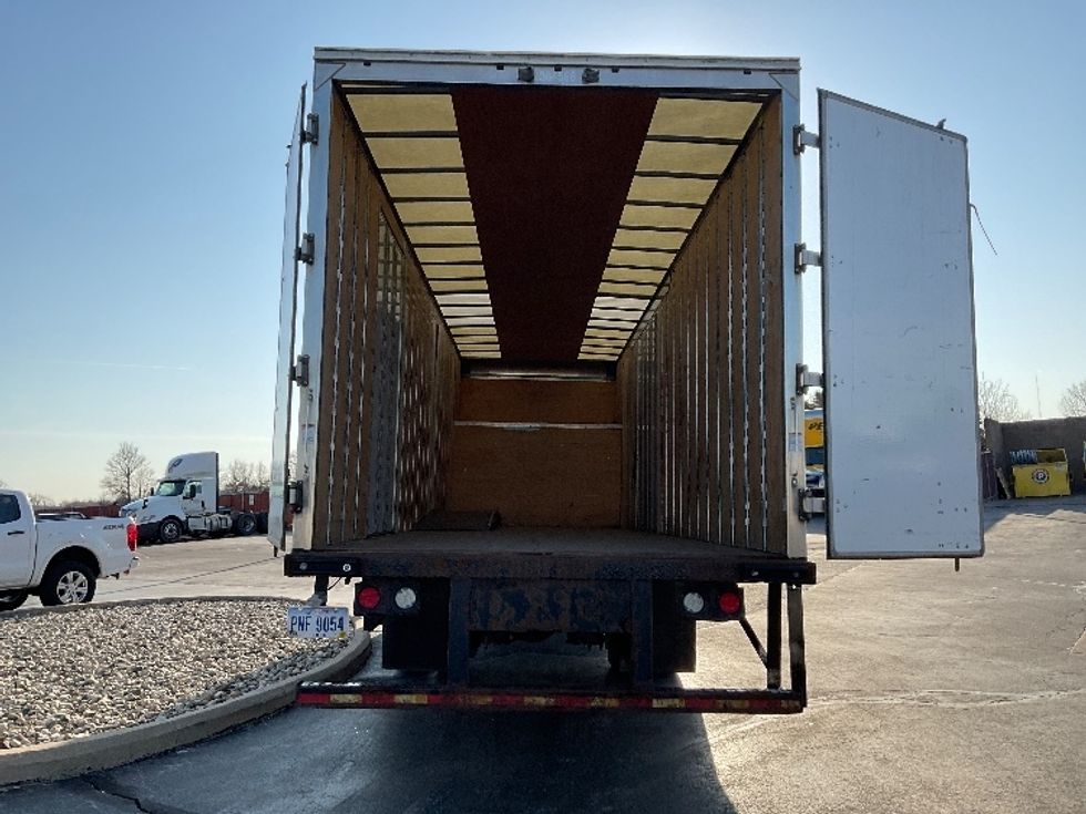 Medium Duty Box Truck-Light and Medium Duty Trucks-International-2020-MV607-Mansfield-OH-164,181\n\t\tmiles-$ 48,000 - Image 8