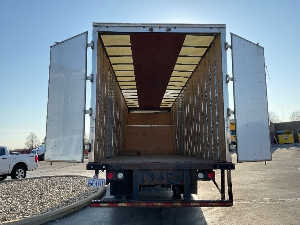 Medium Duty Box Truck-Light and Medium Duty Trucks-International-2020-MV607-Mansfield-OH-164,181\n\t\tmiles-$ 48,000 - Image 9
