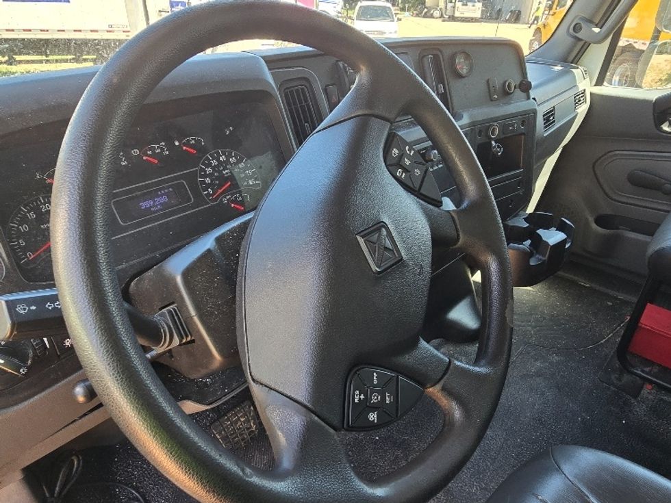 Medium Duty Box Truck-Light and Medium Duty Trucks-International-2020-MV607-Mcdonough-GA-359,288\n\t\tmiles-$ 23,500 - Image 17