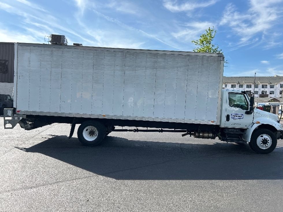 Medium Duty Box Truck-Light and Medium Duty Trucks-International-2020-MV607-Mebane-NC-144,325\n\t\tmiles-$ 61,250 - Image 15