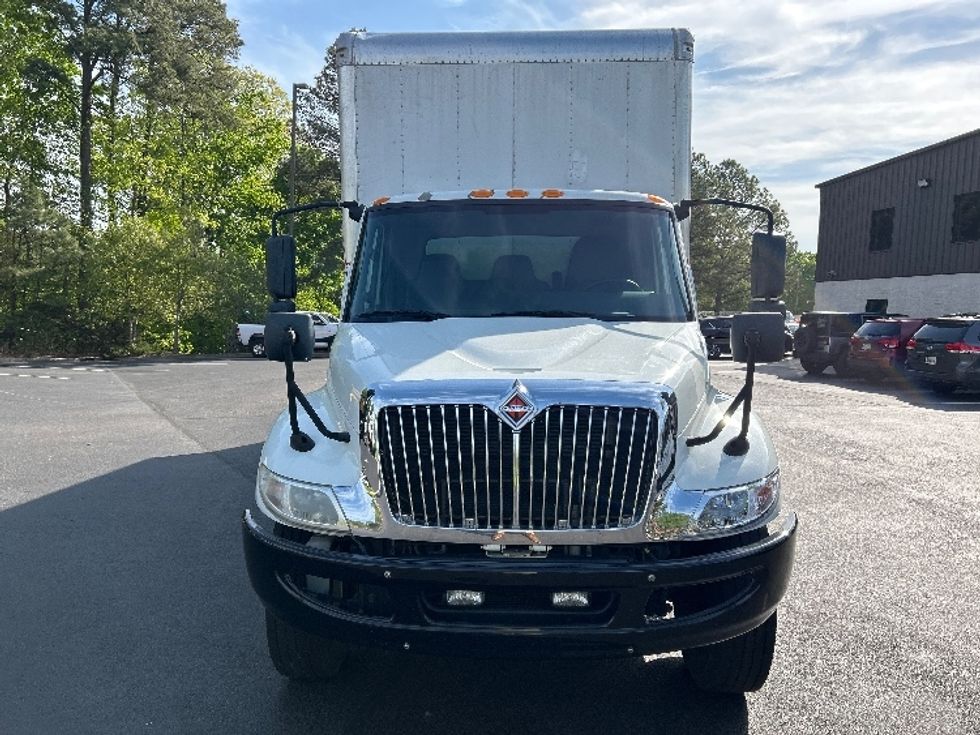 Medium Duty Box Truck-Light and Medium Duty Trucks-International-2020-MV607-Mebane-NC-144,325\n\t\tmiles-$ 61,250 - Image 2