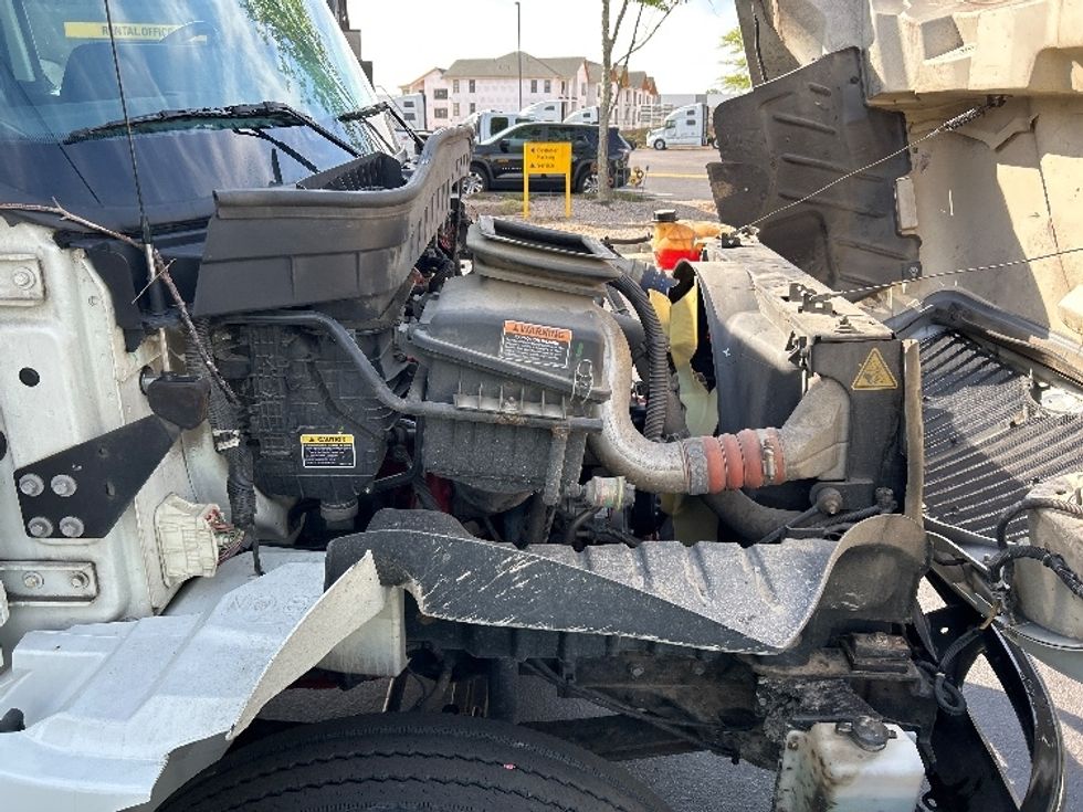 Medium Duty Box Truck-Light and Medium Duty Trucks-International-2020-MV607-Mebane-NC-144,325\n\t\tmiles-$ 61,250 - Image 23
