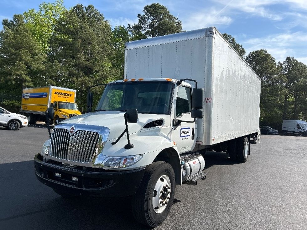 Medium Duty Box Truck-Light and Medium Duty Trucks-International-2020-MV607-Mebane-NC-144,325\n\t\tmiles-$ 61,250 - Image 3
