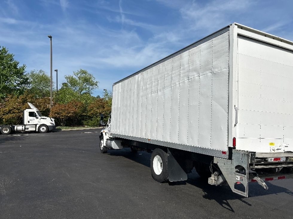 Medium Duty Box Truck-Light and Medium Duty Trucks-International-2020-MV607-Mebane-NC-144,325\n\t\tmiles-$ 61,250 - Image 6