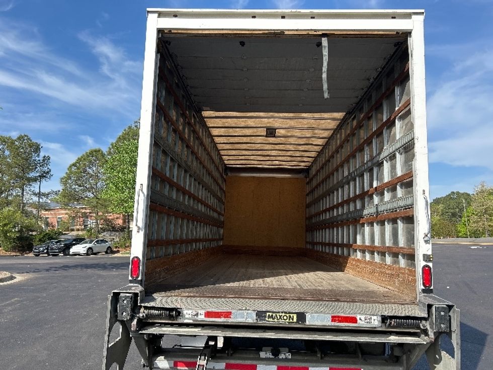 Medium Duty Box Truck-Light and Medium Duty Trucks-International-2020-MV607-Mebane-NC-144,325\n\t\tmiles-$ 61,250 - Image 8
