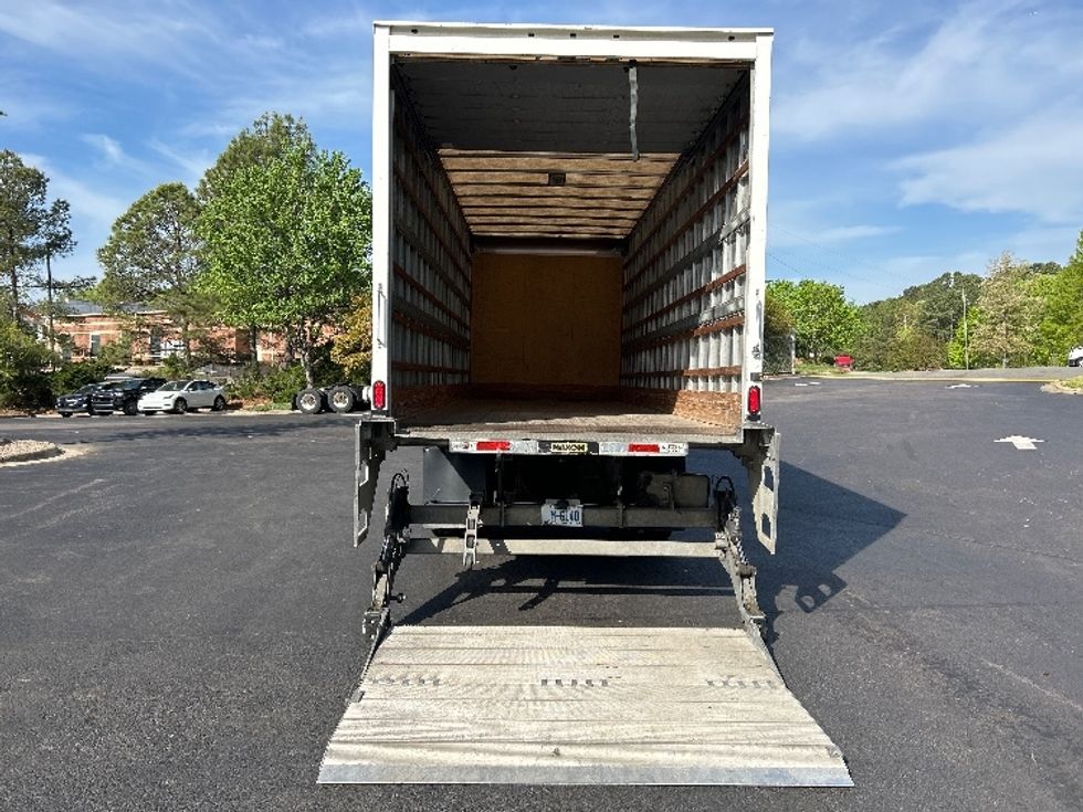 Medium Duty Box Truck-Light and Medium Duty Trucks-International-2020-MV607-Mebane-NC-144,325\n\t\tmiles-$ 61,250 - Image 9