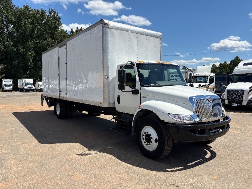 Medium Duty Box Truck-Light and Medium Duty Trucks-International-2020-MV607-Mebane-NC-158,119\n\t\tmiles-$ 50,500 - Image 1
