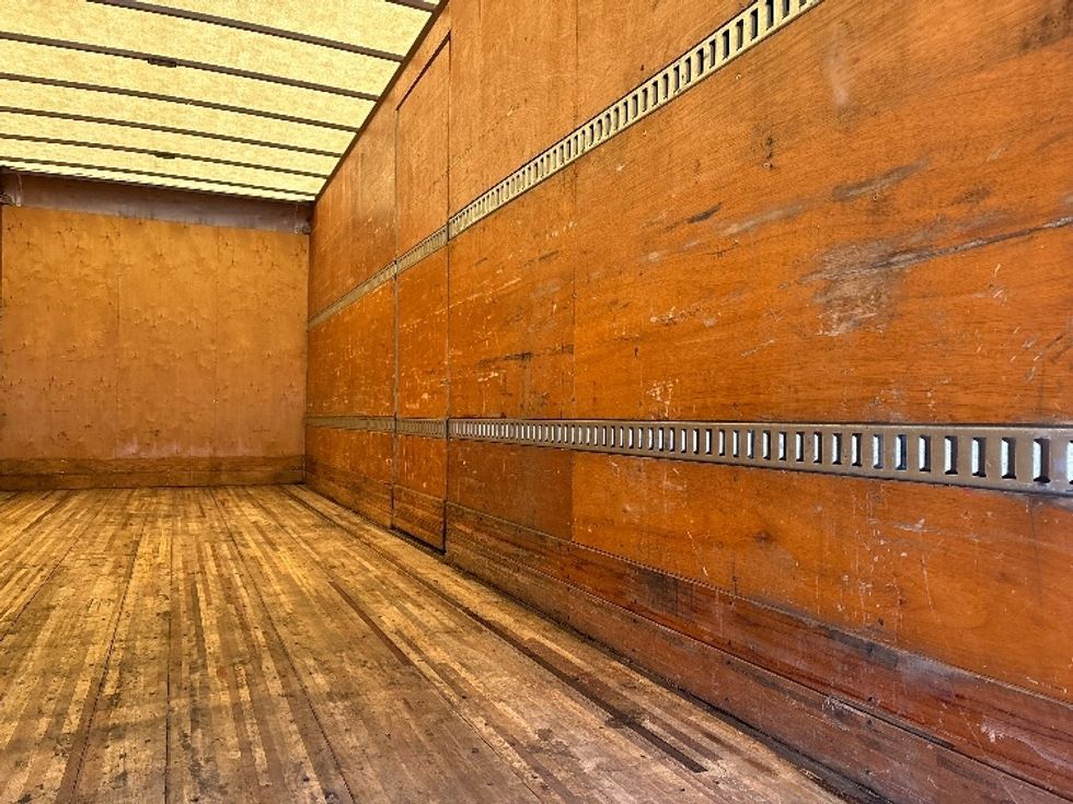 Medium Duty Box Truck-Light and Medium Duty Trucks-International-2020-MV607-Mebane-NC-158,119\n\t\tmiles-$ 50,500 - Image 12