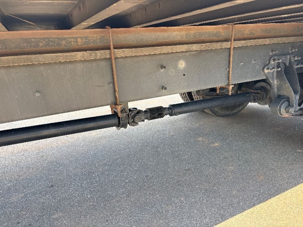 Medium Duty Box Truck-Light and Medium Duty Trucks-International-2020-MV607-Mebane-NC-158,119\n\t\tmiles-$ 50,500 - Image 5