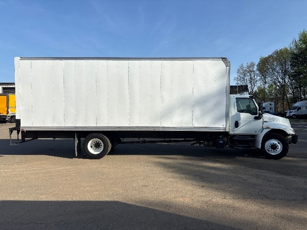 Medium Duty Box Truck-Light and Medium Duty Trucks-International-2020-MV607-Mebane-NC-17,483\n\t\tmiles-$ 63,500 - Image 14