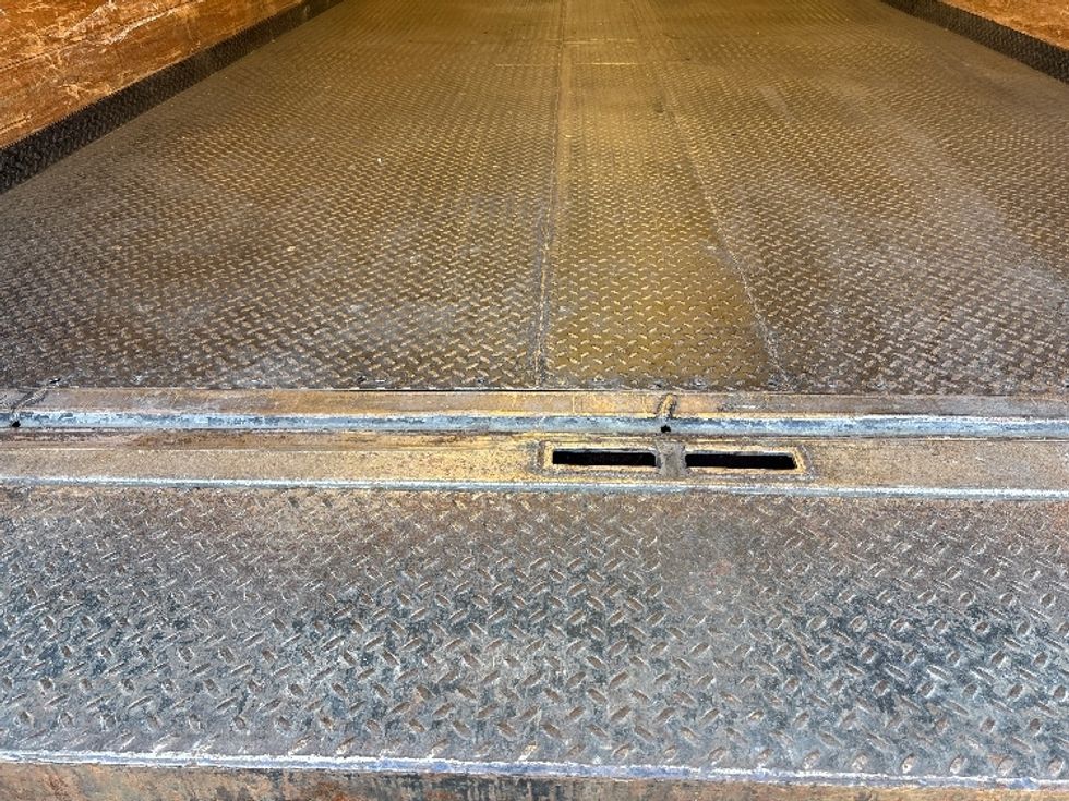 Medium Duty Box Truck-Light and Medium Duty Trucks-International-2020-MV607-Mebane-NC-17,483\n\t\tmiles-$ 63,500 - Image 9