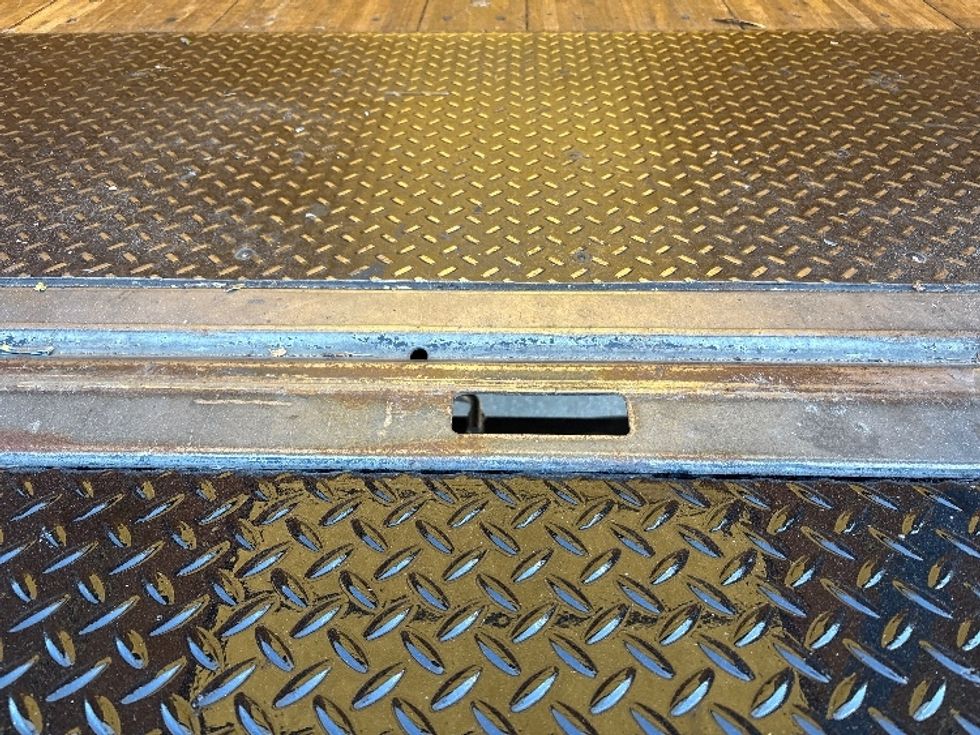 Medium Duty Box Truck-Light and Medium Duty Trucks-International-2020-MV607-Mebane-NC-195,447\n\t\tmiles-$ 49,250 - Image 10