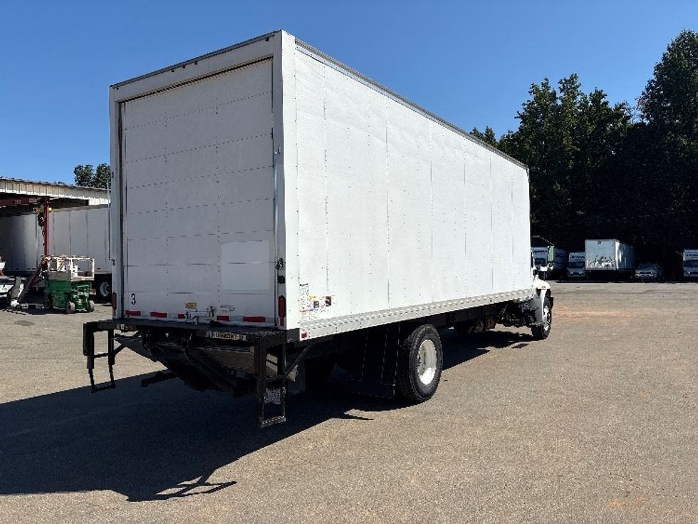 Medium Duty Box Truck-Light and Medium Duty Trucks-International-2020-MV607-Mebane-NC-195,447\n\t\tmiles-$ 49,250 - Image 13