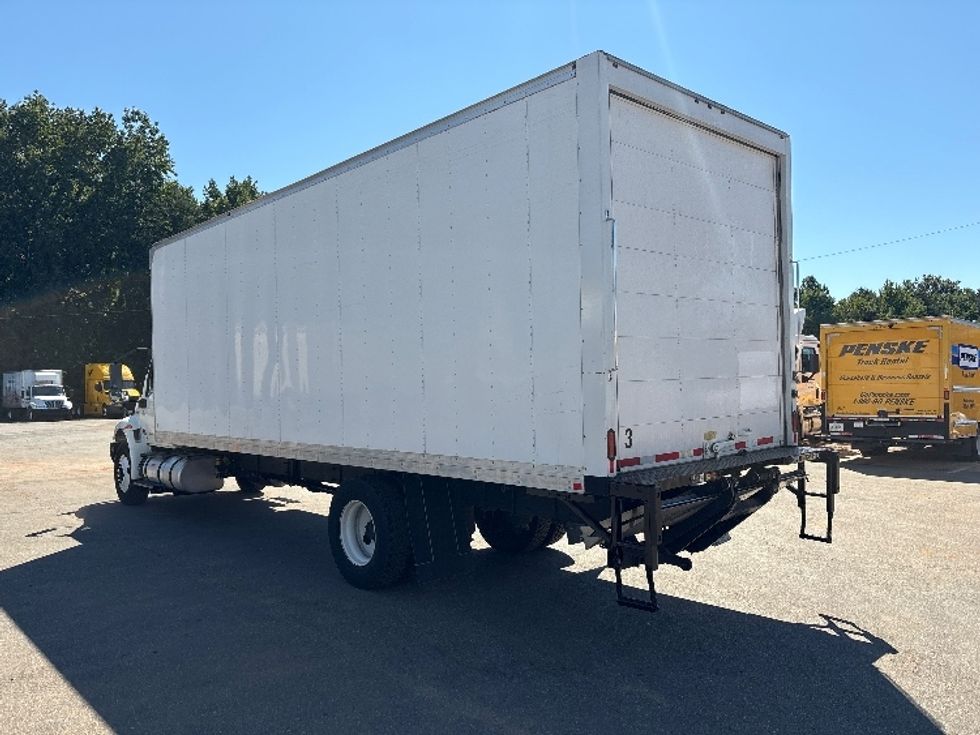 Medium Duty Box Truck-Light and Medium Duty Trucks-International-2020-MV607-Mebane-NC-195,447\n\t\tmiles-$ 49,250 - Image 6