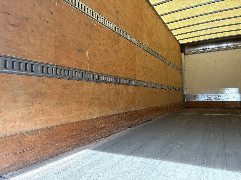 Medium Duty Box Truck-Light and Medium Duty Trucks-International-2020-MV607-Mebane-NC-199,386\n\t\tmiles-$ 50,250 - Image 11