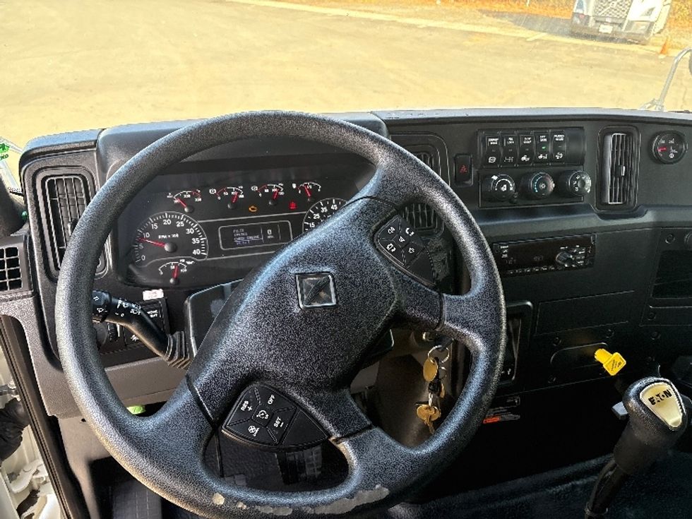 Medium Duty Box Truck-Light and Medium Duty Trucks-International-2020-MV607-Mebane-NC-199,386\n\t\tmiles-$ 50,250 - Image 18