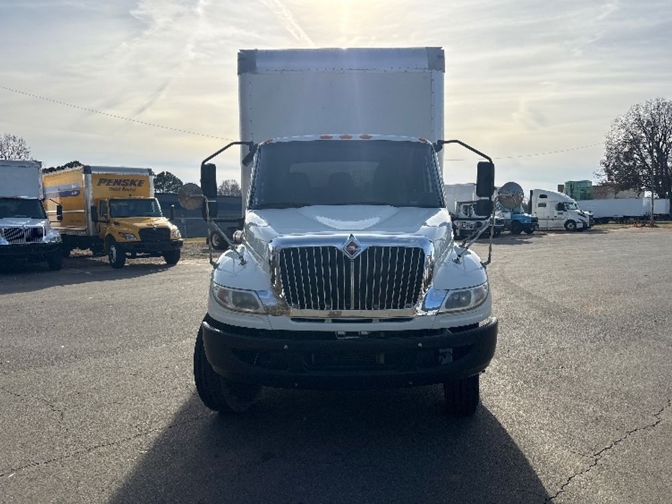 Medium Duty Box Truck-Light and Medium Duty Trucks-International-2020-MV607-Mebane-NC-199,386\n\t\tmiles-$ 50,250 - Image 2