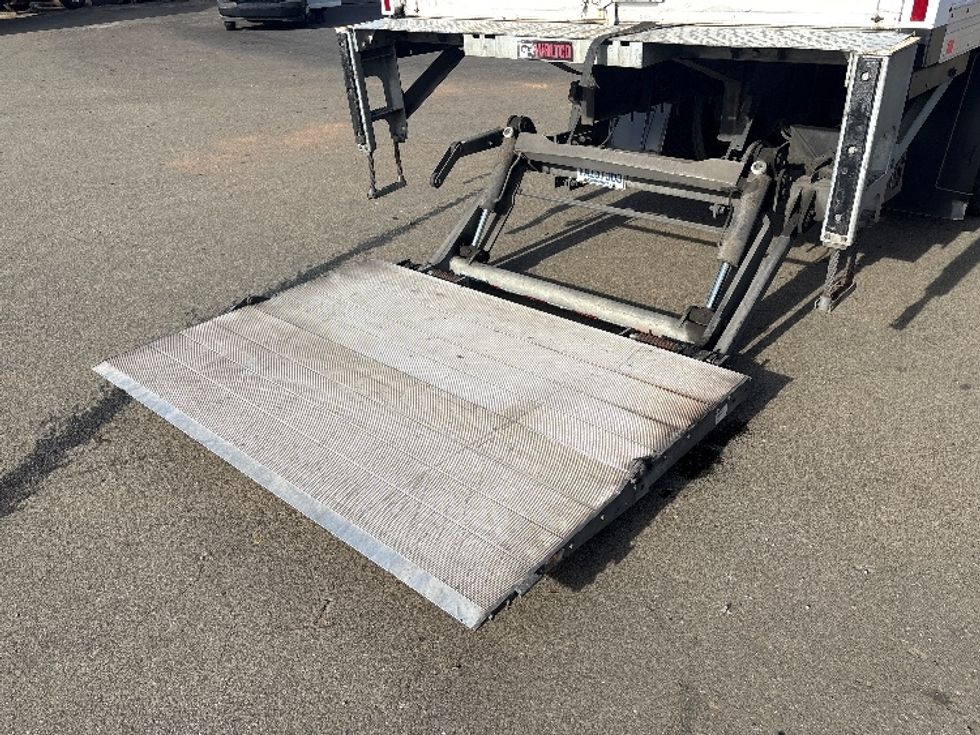 Medium Duty Box Truck-Light and Medium Duty Trucks-International-2020-MV607-Mebane-NC-199,386\n\t\tmiles-$ 50,250 - Image 9