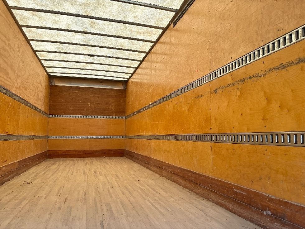 Medium Duty Box Truck-Light and Medium Duty Trucks-International-2020-MV607-Mebane-NC-213,567\n\t\tmiles-$ 40,500 - Image 11