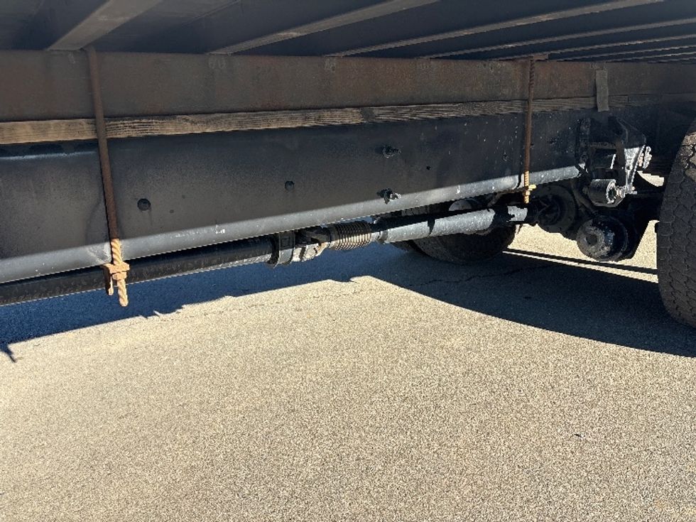 Medium Duty Box Truck-Light and Medium Duty Trucks-International-2020-MV607-Mebane-NC-213,567\n\t\tmiles-$ 40,500 - Image 5