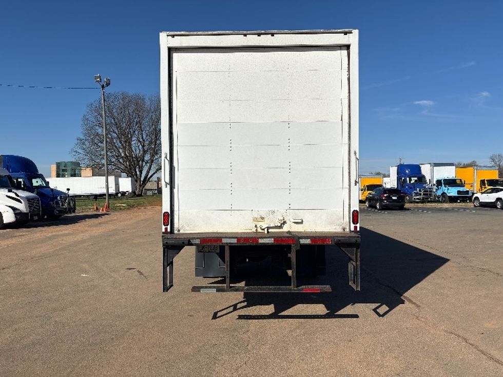 Medium Duty Box Truck-Light and Medium Duty Trucks-International-2020-MV607-Mebane-NC-256,700\n\t\tmiles-$ 29,500 - Image 7