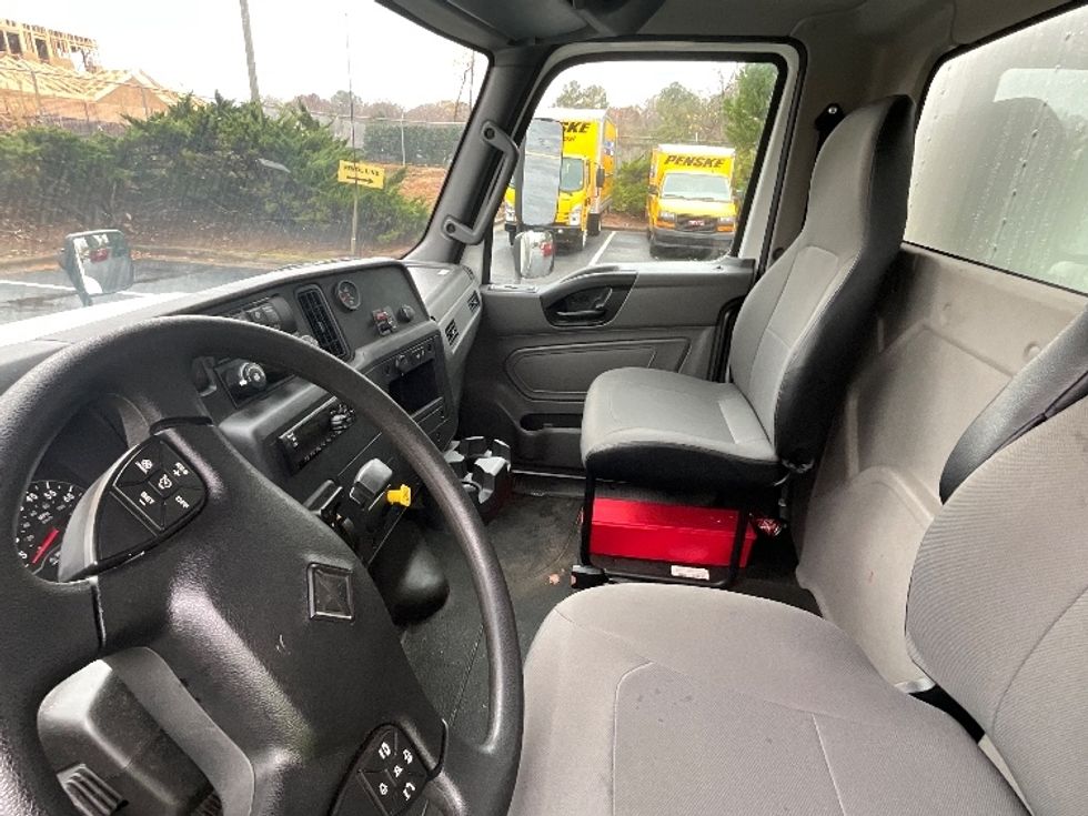 Medium Duty Box Truck-Light and Medium Duty Trucks-International-2020-MV607-Mebane-NC-3,677\n\t\tmiles-$ 73,750 - Image 19