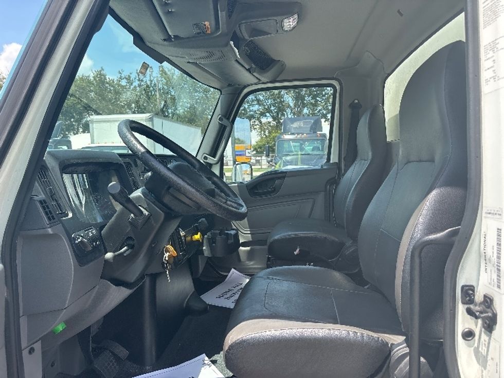 Medium Duty Box Truck-Light and Medium Duty Trucks-International-2020-MV607-Medley-FL-105,808\n\t\tmiles-$ 67,750 - Image 14