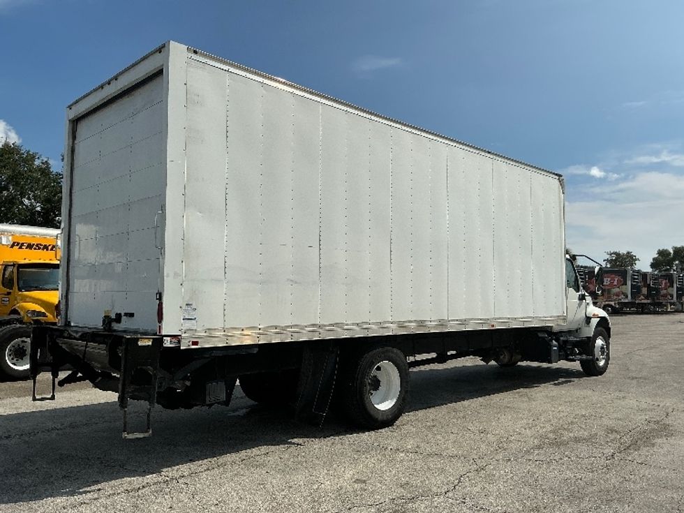 Medium Duty Box Truck-Light and Medium Duty Trucks-International-2020-MV607-Medley-FL-112,267\n\t\tmiles-$ 65,250 - Image 12
