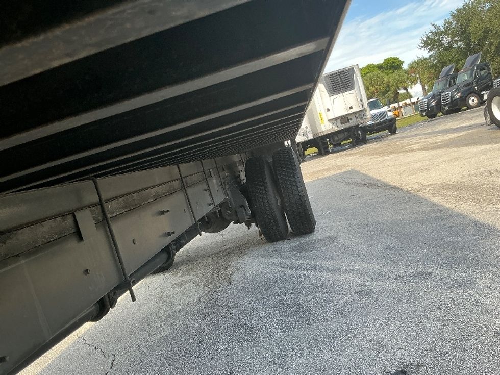 Medium Duty Box Truck-Light and Medium Duty Trucks-International-2020-MV607-Medley-FL-112,267\n\t\tmiles-$ 65,250 - Image 4