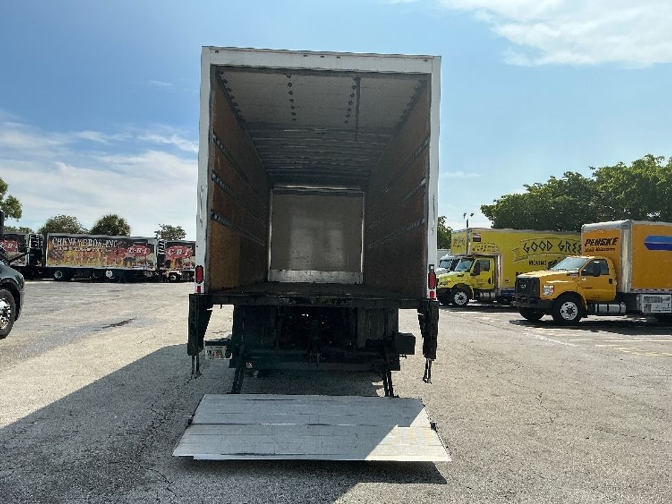Medium Duty Box Truck-Light and Medium Duty Trucks-International-2020-MV607-Medley-FL-112,267\n\t\tmiles-$ 65,250 - Image 8