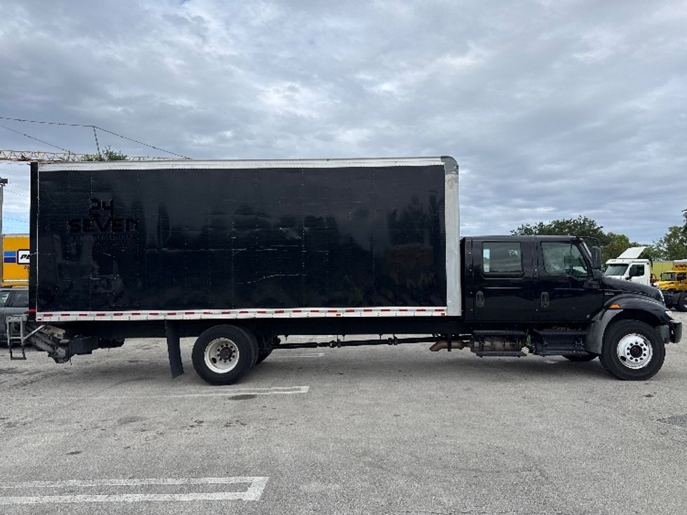 Medium Duty Box Truck-Light and Medium Duty Trucks-International-2020-MV607-Medley-FL-214,660\n\t\tmiles-$ 48,250 - Image 15