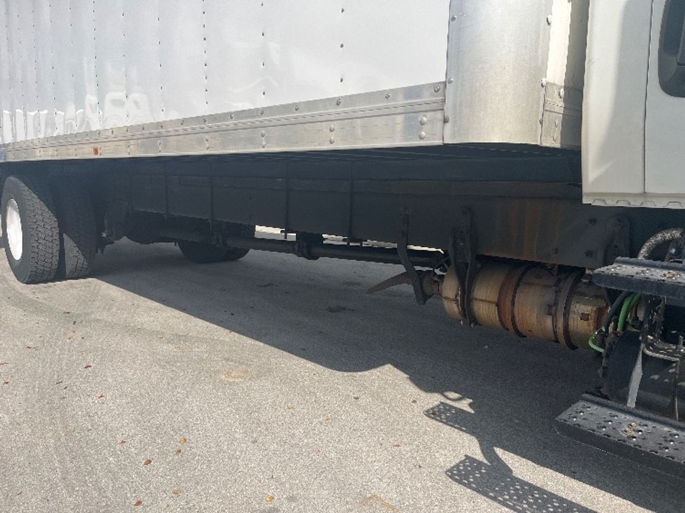 Medium Duty Box Truck-Light and Medium Duty Trucks-International-2020-MV607-Medley-FL-239,348\n\t\tmiles-$ 43,000 - Image 13